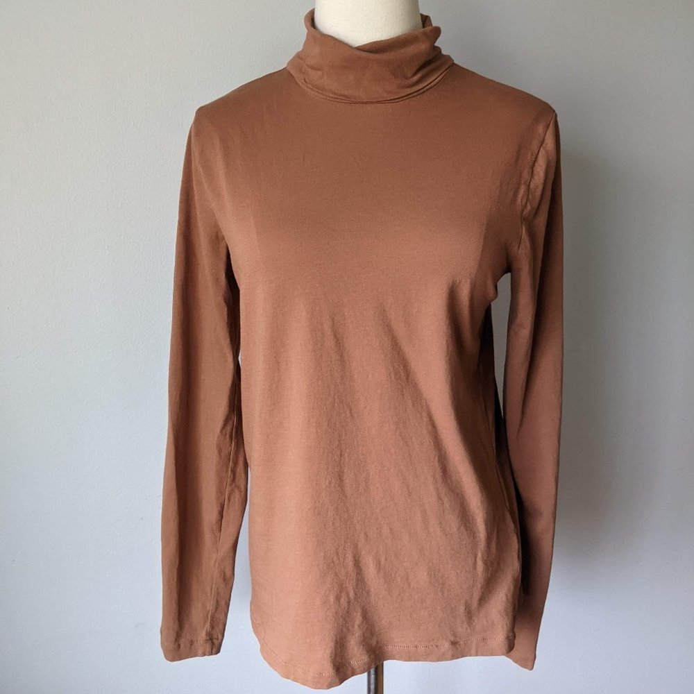 Brown J. Crew tissue turtleneck, Size L
